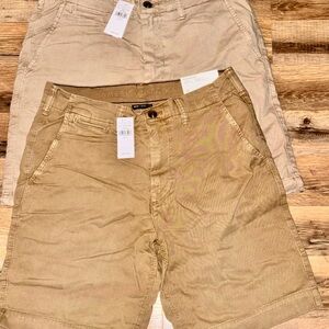 American Eagle Outfitters Classic Flex Shorts in Brown and Tan